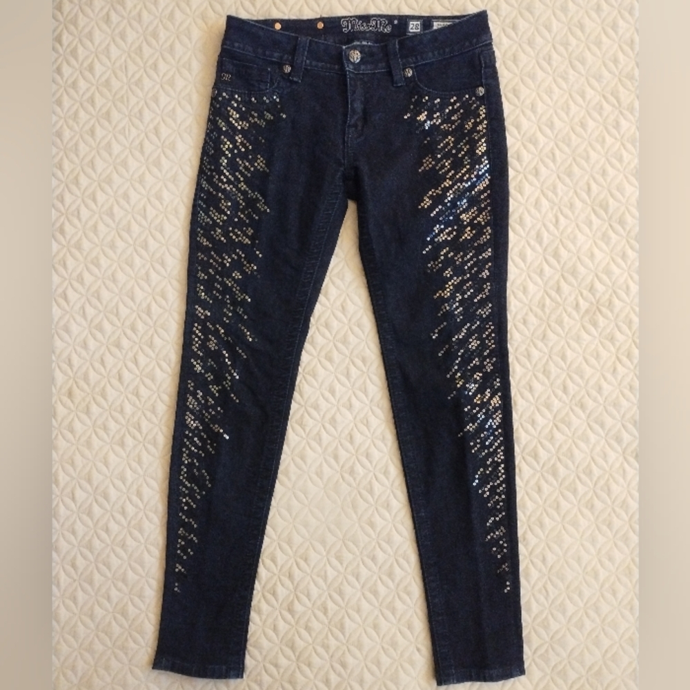 Miss Me Signature Super Skinny Low Rise Stretch Y2K Sequin Jeans JP7220G